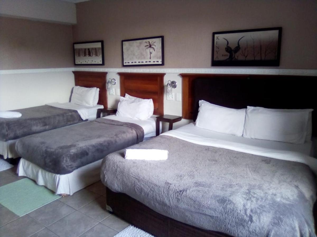 Bread And Barrel Guesthouse Bellville Ciudad del Cabo Exterior foto