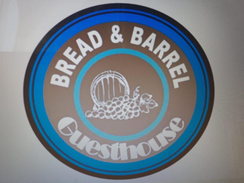 Bread And Barrel Guesthouse Bellville Ciudad del Cabo Exterior foto